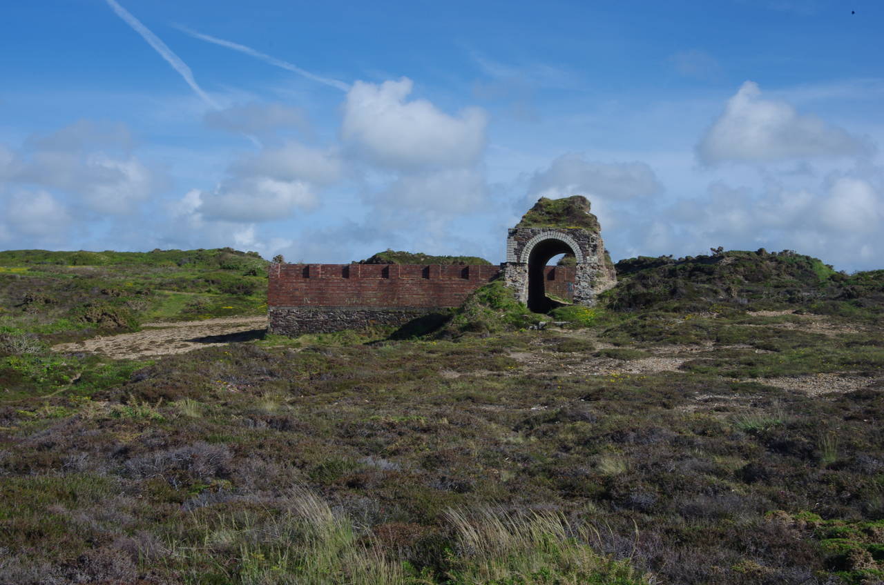 Ruins on Cligga Head