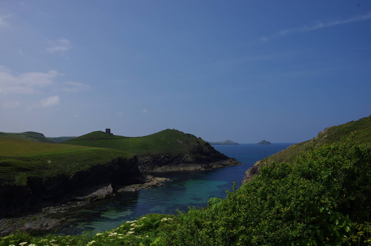 Rock to Port Gaverne