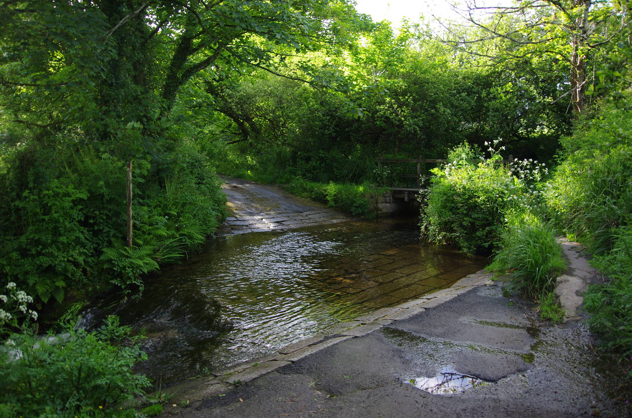 Crossing ford