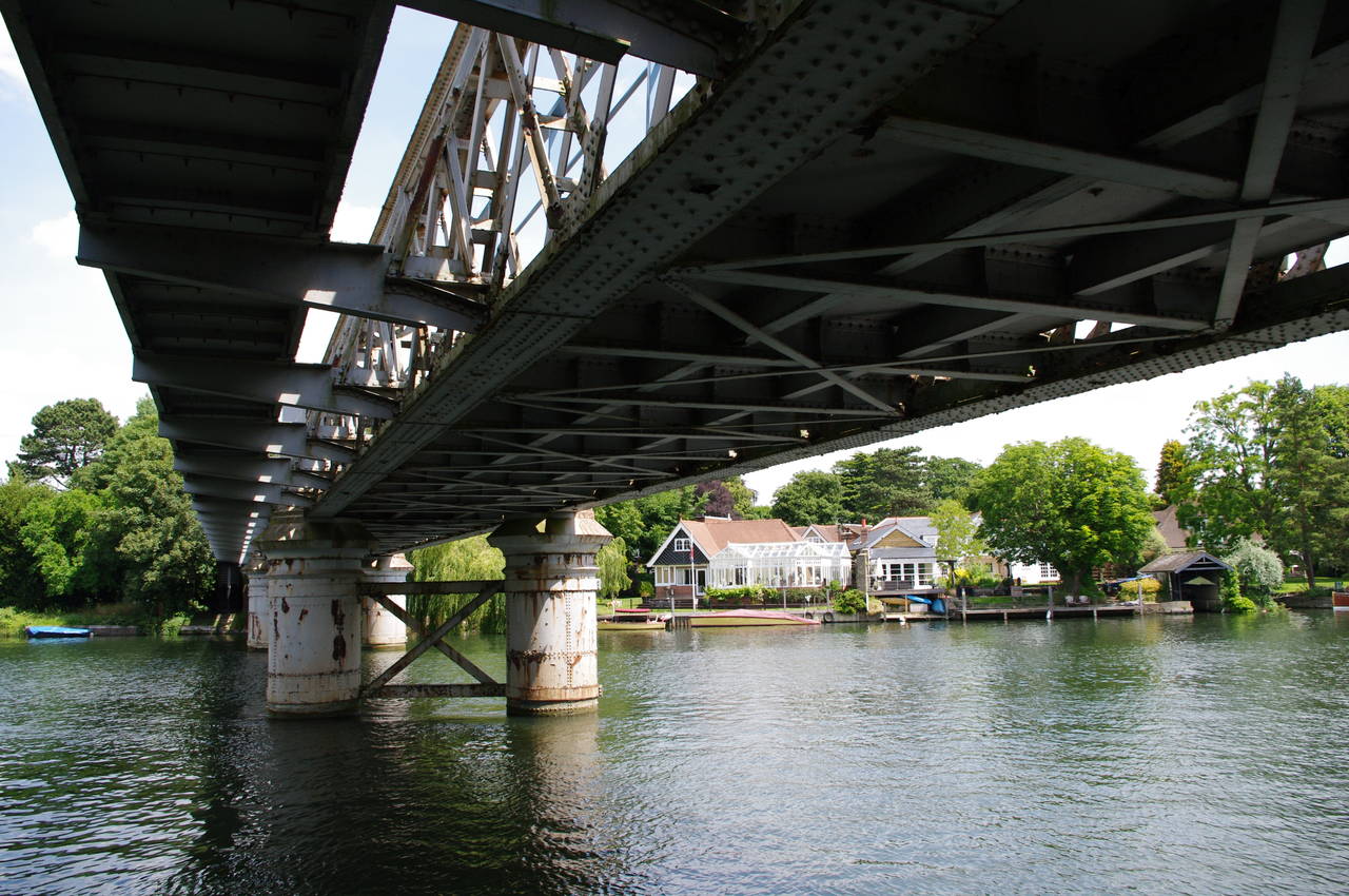 Bourne End Railway Bridge