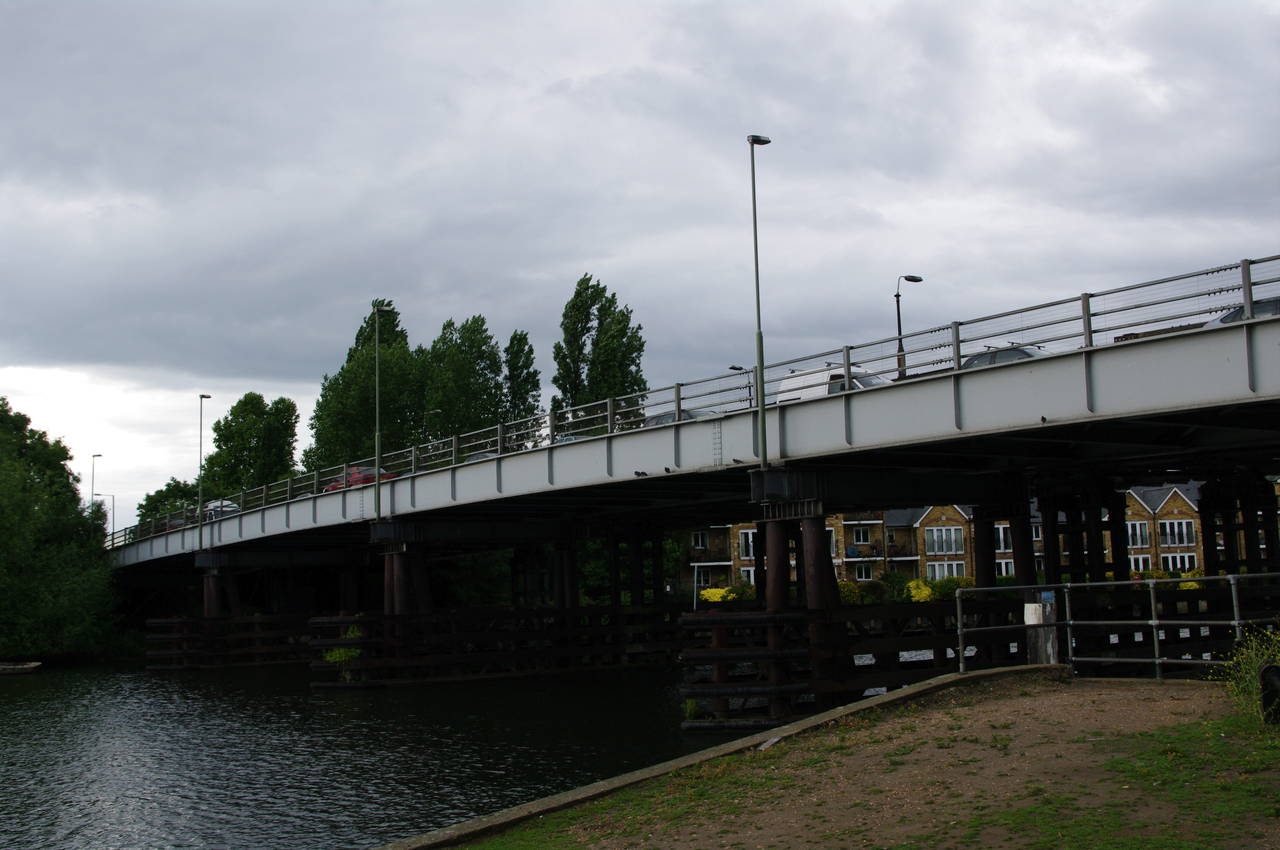 Walton Bridge